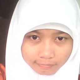 nama:misca indriany ttl:riau_agustus_1996