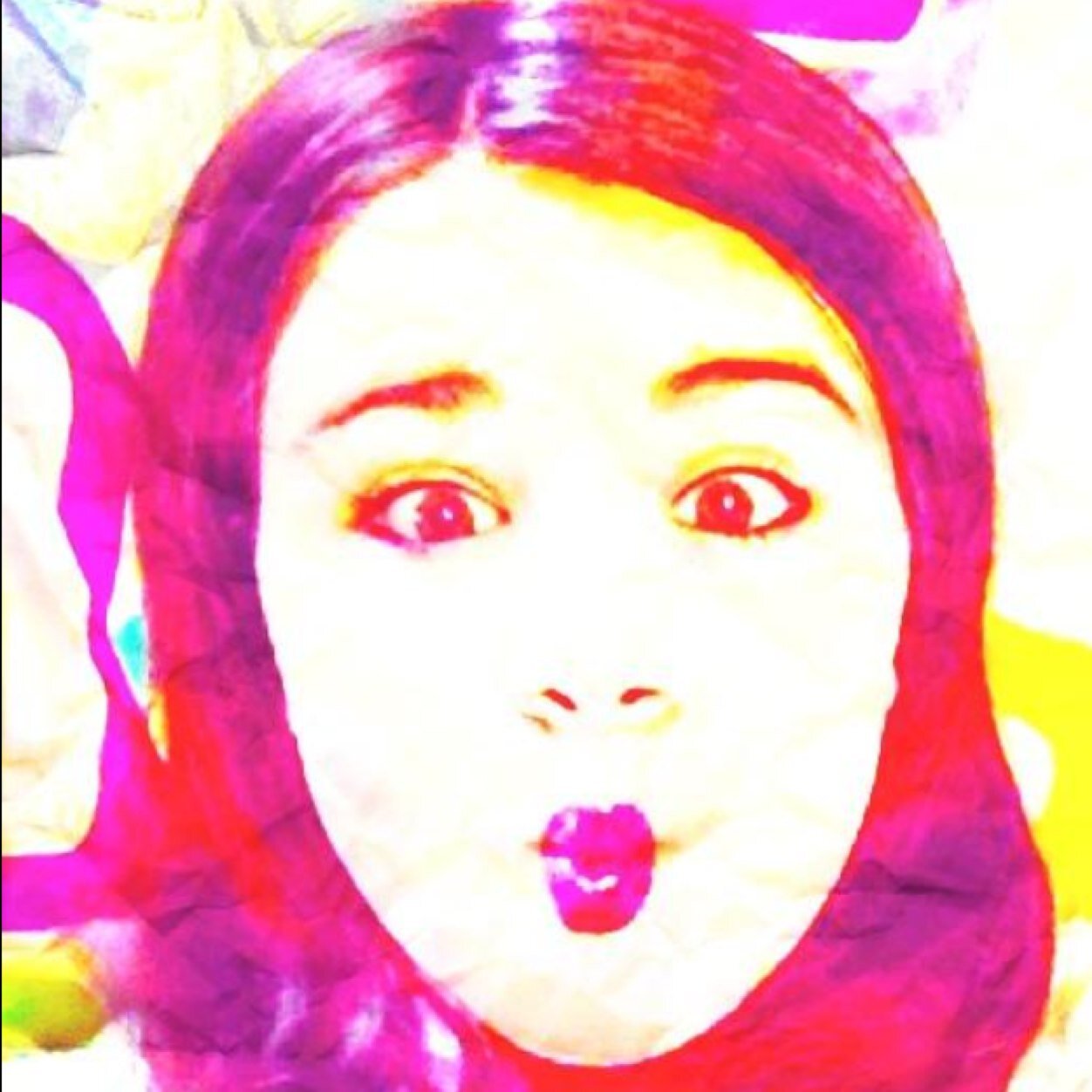 I'm Maddie! I'm 15 going on 40! I play guitar, draw, ice skate. I LOVE BETTY WHITE, BETTE MIDLER, TINA TURNER, RON REAGAN. IM AN ACTRESS/SINGER INTHE MAKING!!!!
