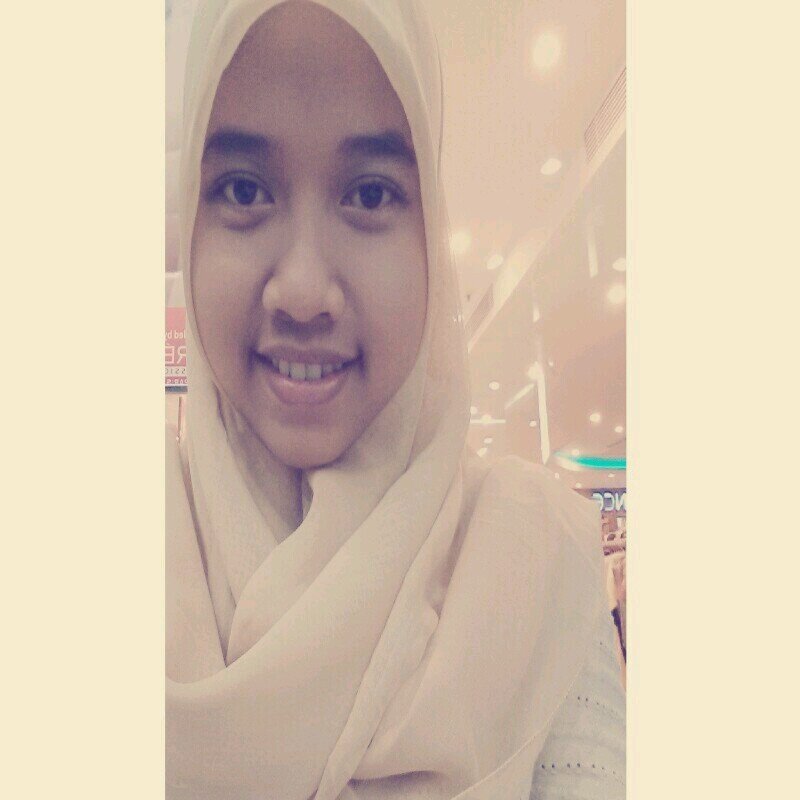 kiriyalee's profile picture. Ig @kiriyalee LINE @kiriyalee