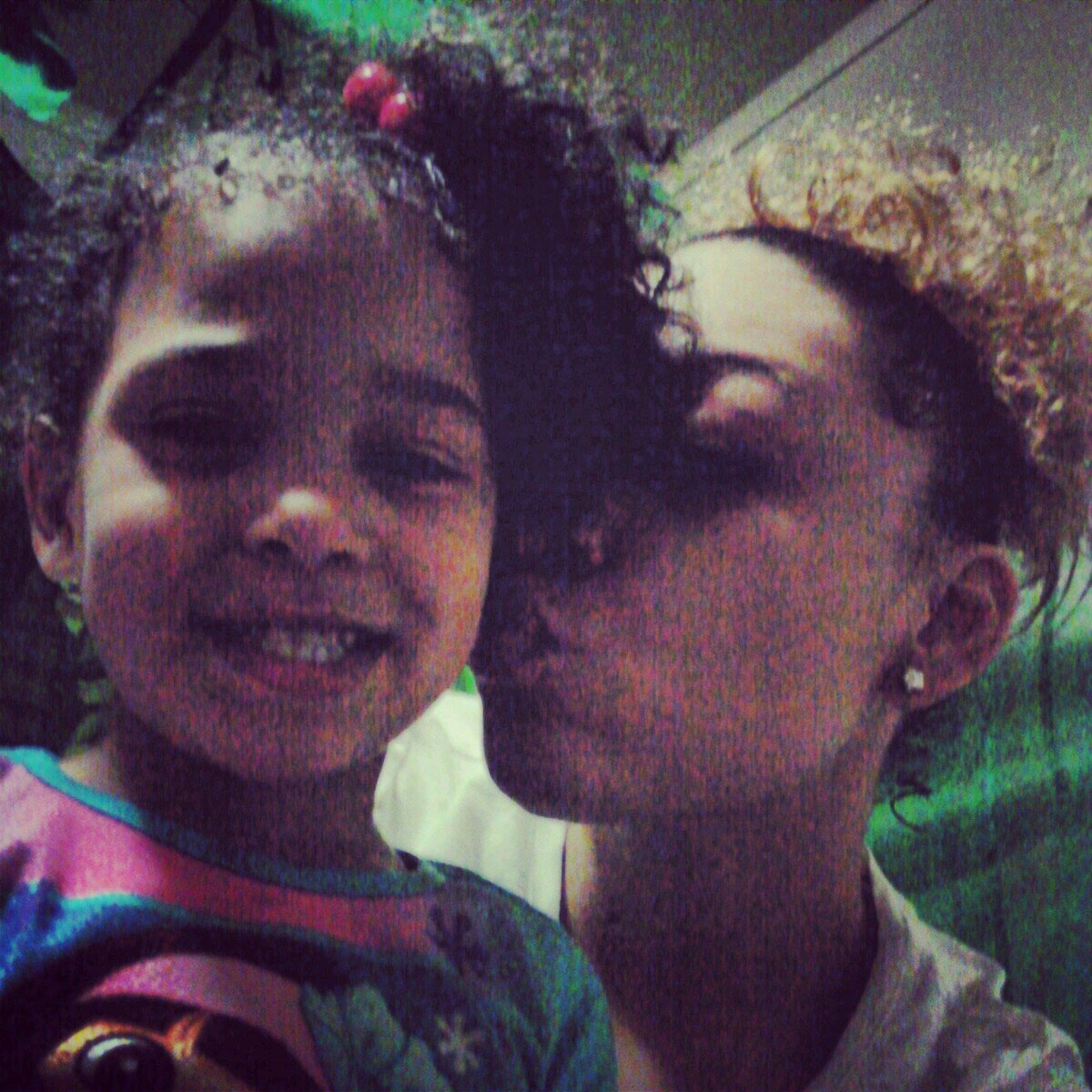 Follow Me & All Your Dreams Will Come True ♥ Also Follow My Loyal Biotch ;) @I_amLYRIC