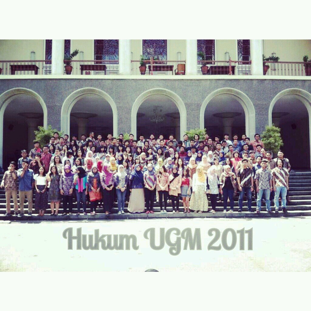 HUKUM UGM 2011 SOLIDARITY !!!