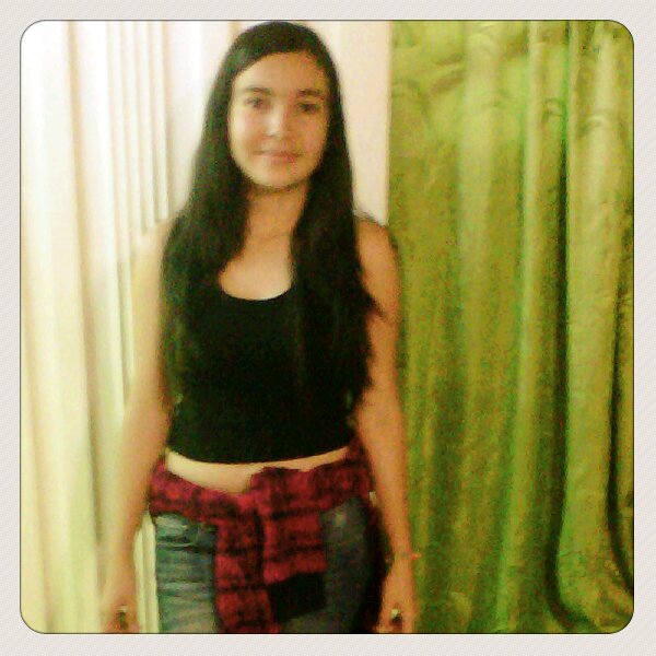 YOLO♥ http://t.co/2E5ZRx8Wof SIGUEME Y TE SIGO :)