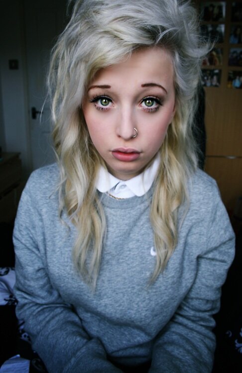 PrisGlaister's profile picture. Take me as I am, or watch me as I go.