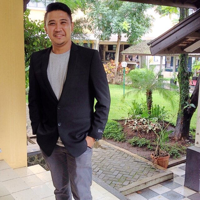Owner the HAdeS Streetwear-Sportswear @jersey_indo YouRock Sport
MUFC
PERSIB Bandung (West Java)