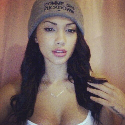 CarilynGlanvill's profile picture. There's a lot of fake people in this world. Before you judge them, make sure you're not one of them.