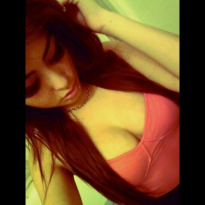 nikki_tacos's profile picture. fifteen ‧ cali livin ‧♡ ig // @nikkiibae ♥