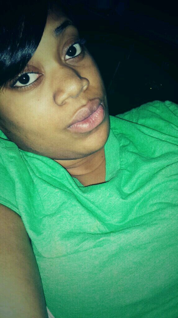 JOSIAH D'VARRI IS MY WORLD ! HAVE SEVERAL SEATS & TAKE NOTES ! Lets blow some doja , follow ME !!