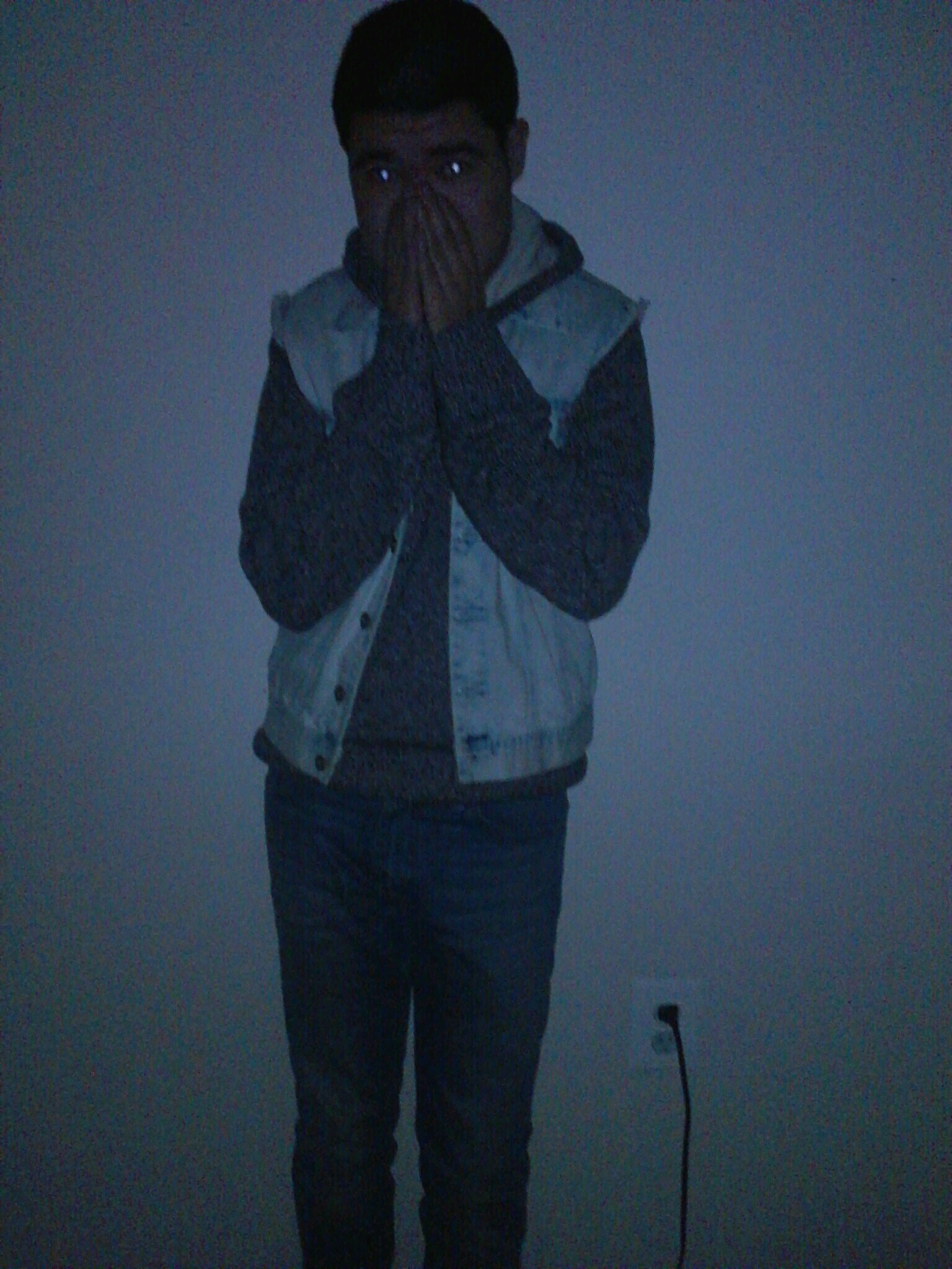 TrapKillaz_'s profile picture. A young guy who likes to make any kind music