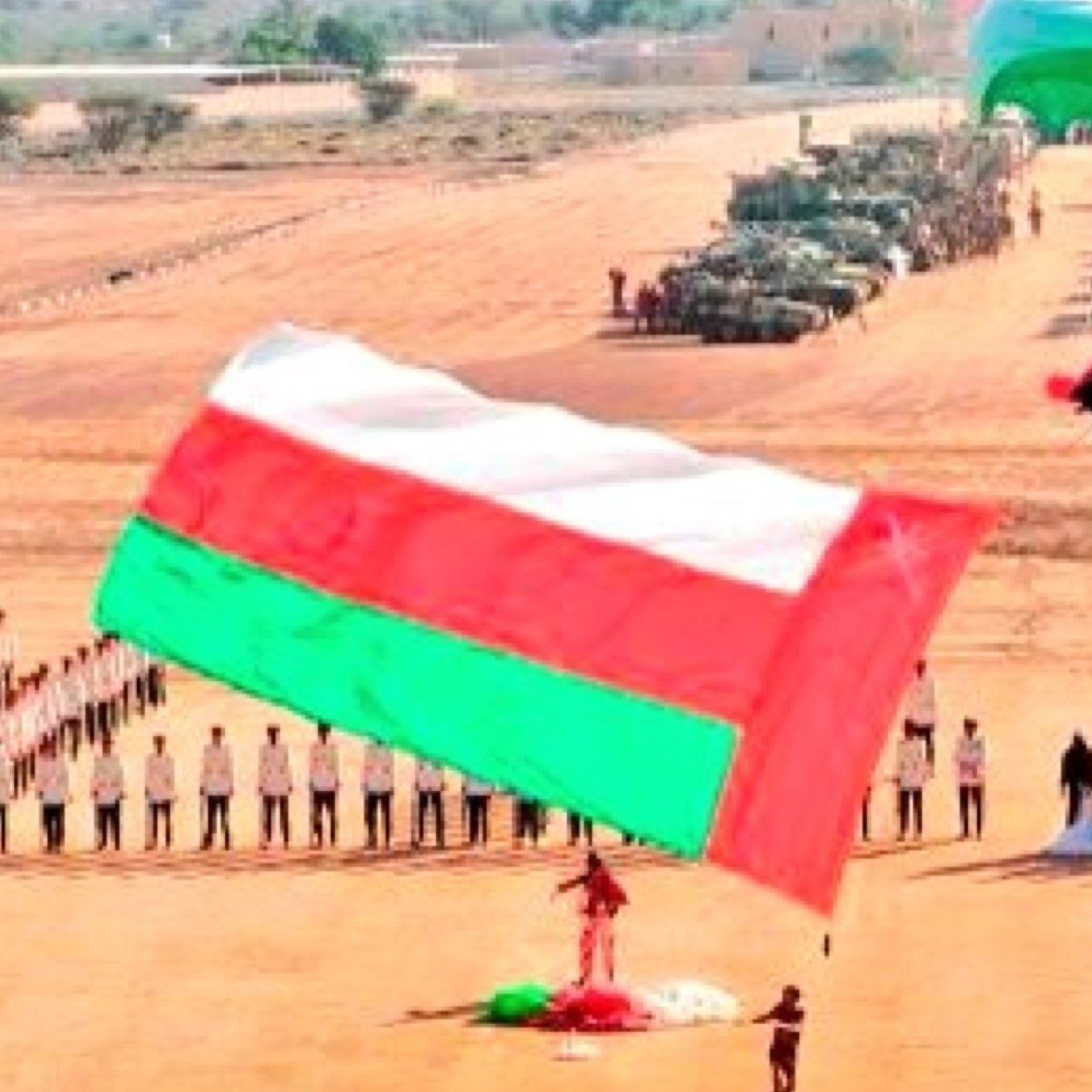 p3ssion's profile picture. ثمة أرواح لهم بالقلب نبضه اذا اقبلوا دق القلب فرحاً واذا غابوا دق القلب شوقاً...!   عمان