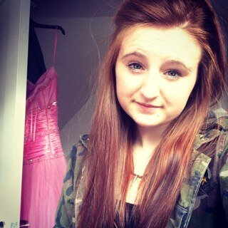 chloeburb's profile picture. i just love food and made in chelsea