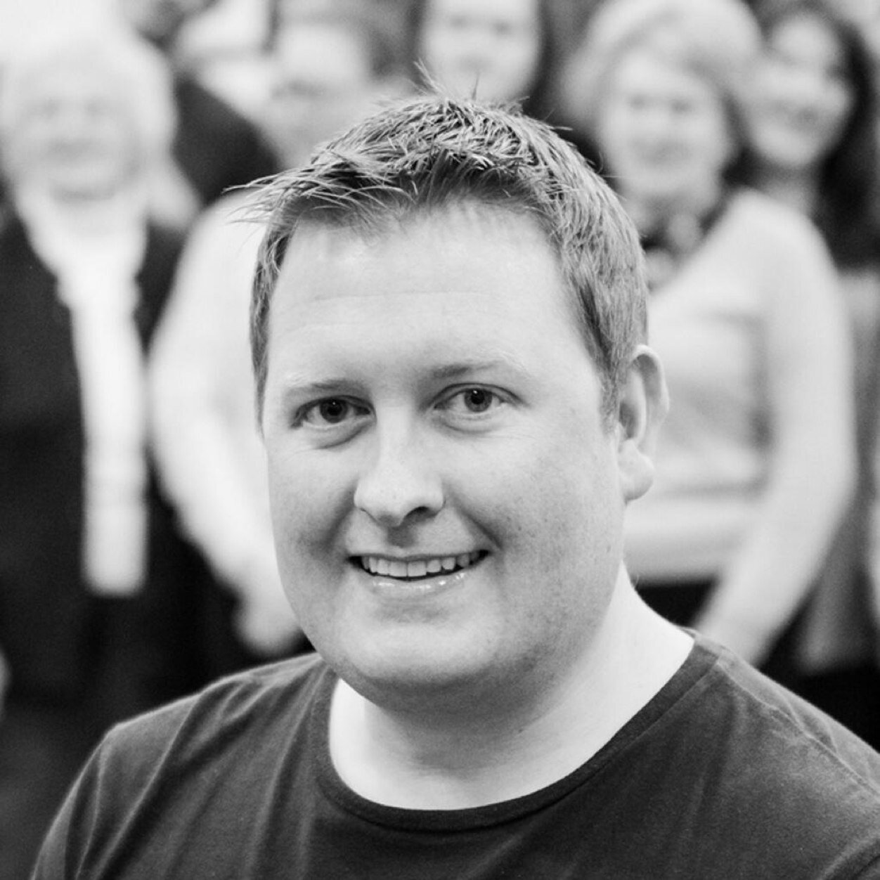 TheRegarded's profile picture. David Lee singer songwriter of The Regarded. Lives in the North of England - oh and a Stoke City fan.  Currently starring as Malcolm in The Full Monty Wetherby