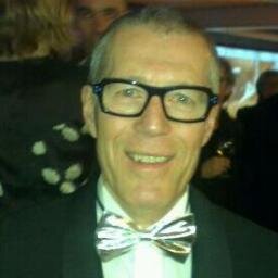 Geïnspireerd edelsmid ontwerper 
Do's: run, ATB, meditate, fight, love, laugh.
Dont's: smoke, drink, eat meat.

The World's an image...