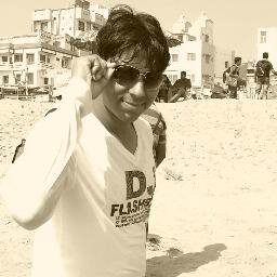 Ye mat socho ki jindagi mein kitne pal hai,

Ye socho ki har pal mein kitni jindagi hai******

So enjoy ur l