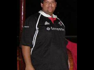 Kuila Boy for life, loves local club rugby in Western Cape or even SA. Kuilsriver RFC is my home town club.