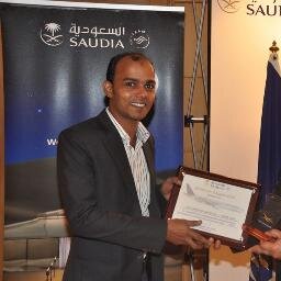 a manager in travel and tourism industry