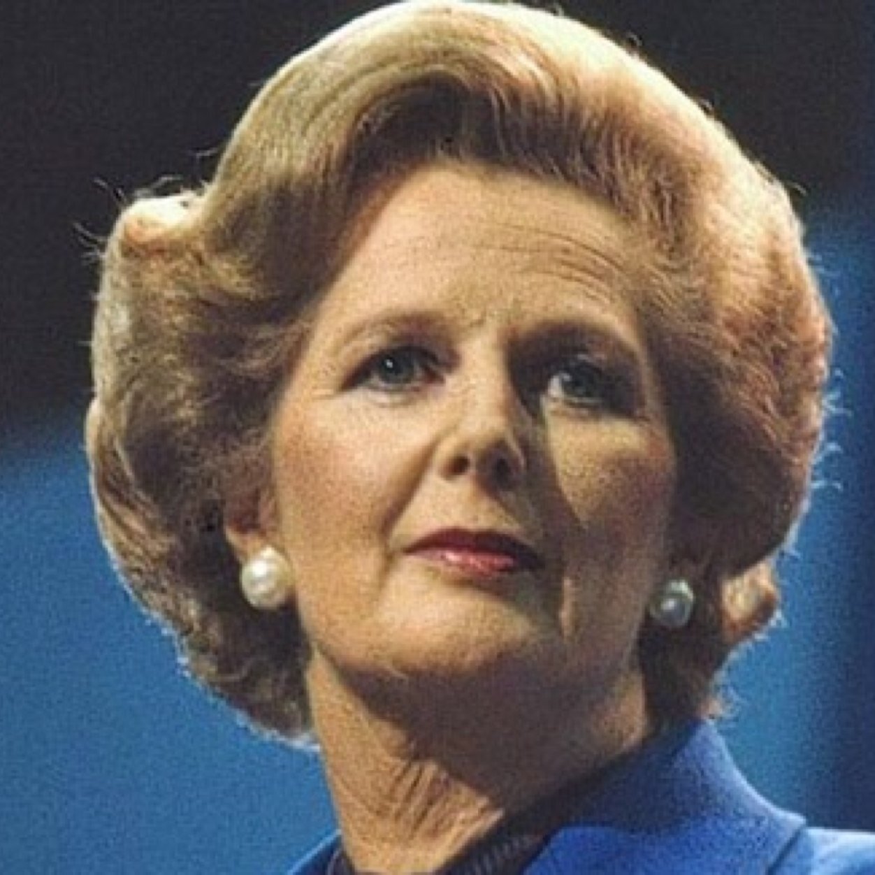 Higgsworth's profile picture. Well, goodness me, where to start. One enjoys a pint, drives the Nissan,  endures Mrs H and loves steam trains.