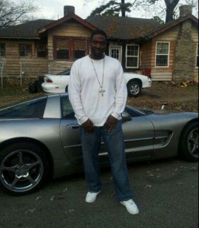 8732 i rock my Dawg cloths....
