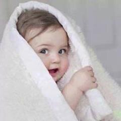 I am a simple girl. But I hv sme difference also.  I love my papa vry vry much. My papa is best better and best in the world.....