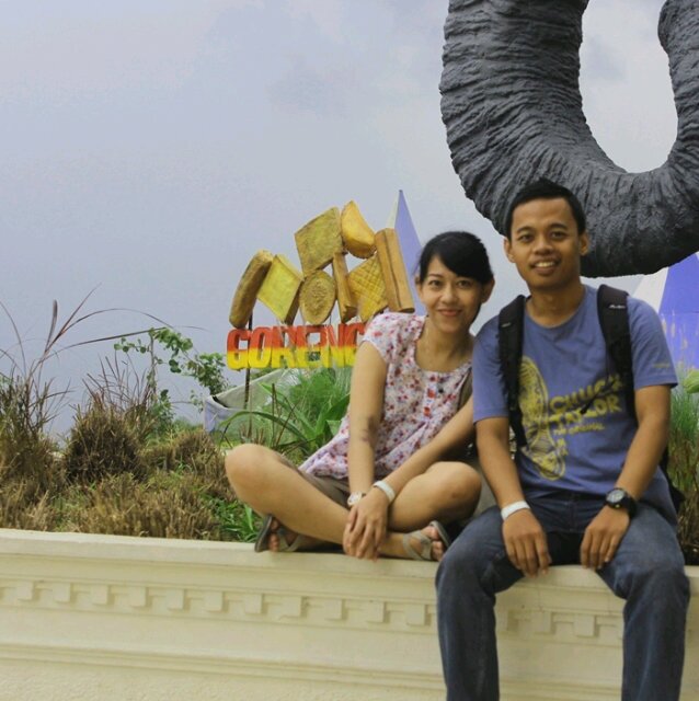 Cantik, imut, lucu :P