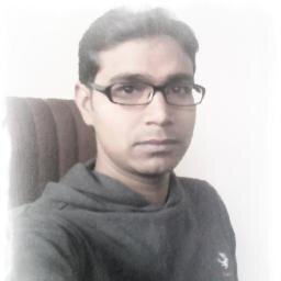 मैं तूफ़ानों मे चलने का आदी हूं..
तुम मत मेरी मंजिल आसान करो..