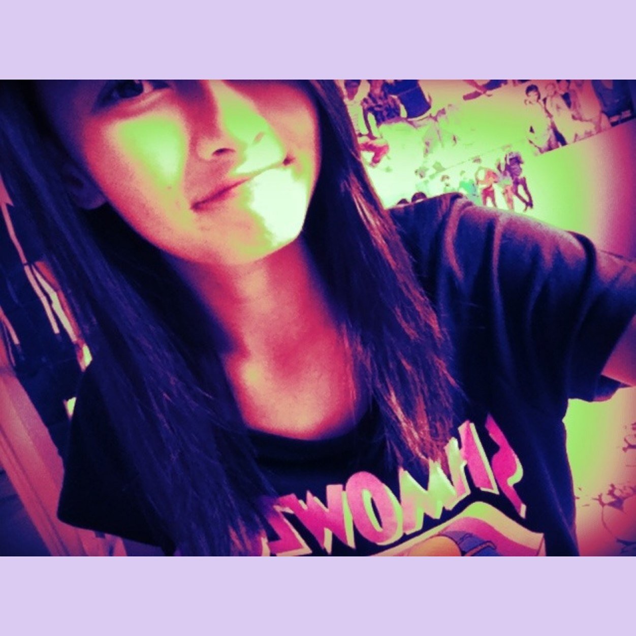 Hay! 
Aussie gurl. 
I do nothing but spend my time watching youtubers :(