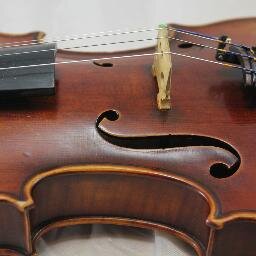 Online Violin Auctioneers - we sell genuine old violins, violas, cellos and bows to dealers, restorers and musicians all over the world. http://t.co/q9SQH8Q25s
