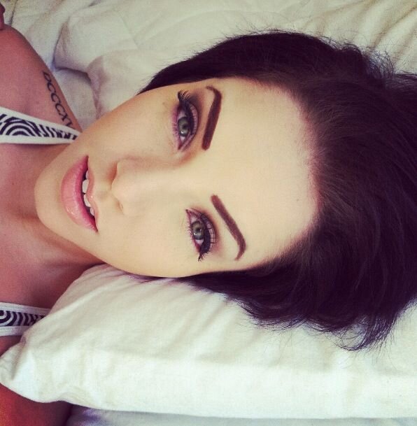 Before I met you I never knew what it was like to look at someone and smile for no reason 3
