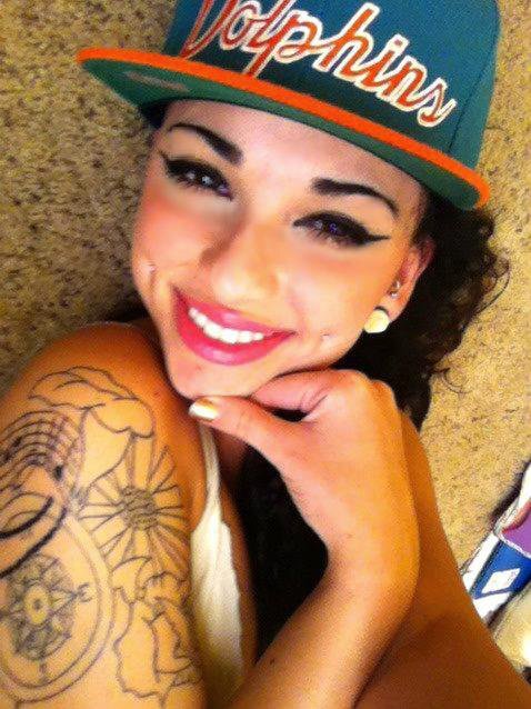 MaliaBadams's profile picture. I fell in love with your personality, your looks are just a bonus.