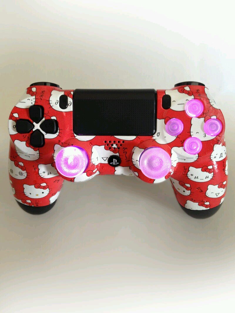 Playstation News also this is for girl gamers that want to meet other girl gamers on PS4 send me your PSN Id's and i will retweet them.