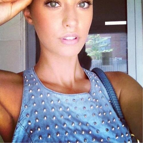 CatarinaWalewic's profile picture. Stop letting it bother you, just let it go.