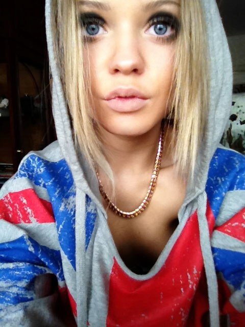 She ignores all the guys that want her, because she's too wrapped up in the one who doesn't.