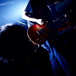 作・編曲とかする健康オタク https://t.co/NptT3tgwxo サウンドクラウド https://t.co/HXDQKVvjde ニコニコマイリスト YouTubeは↓