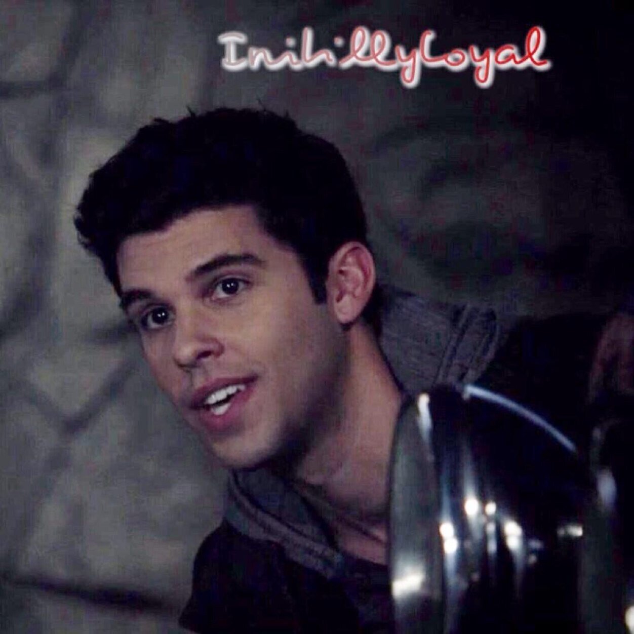 •Hey, whaddup? Where am I? Oh.. I just moved to turkey!• {RP/MC/TO/Gay/Vampire/H~On}