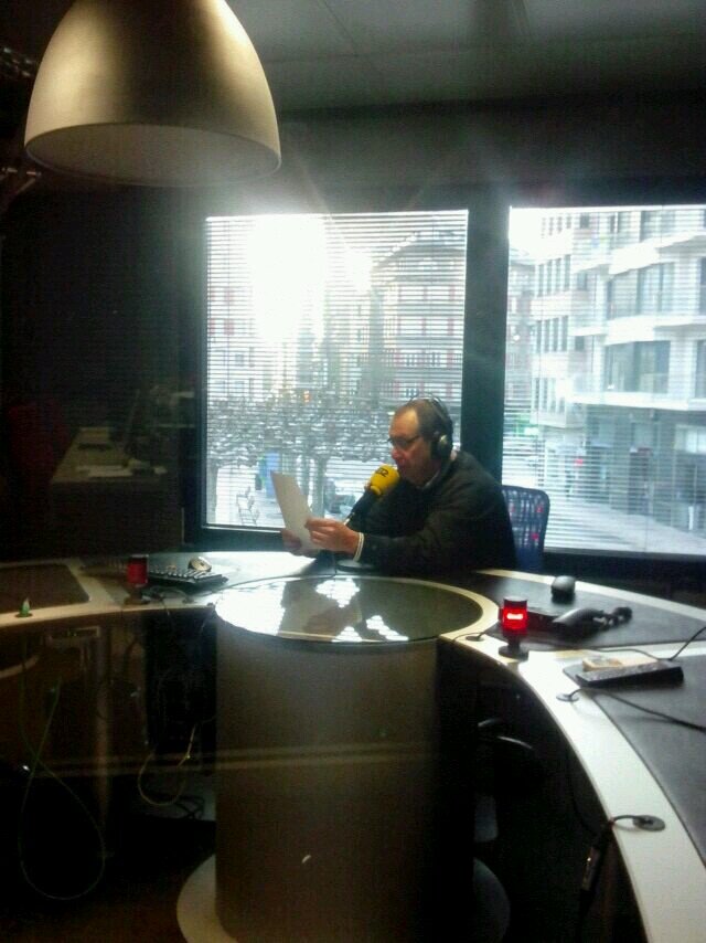 quelevanteldedo's profile picture. 