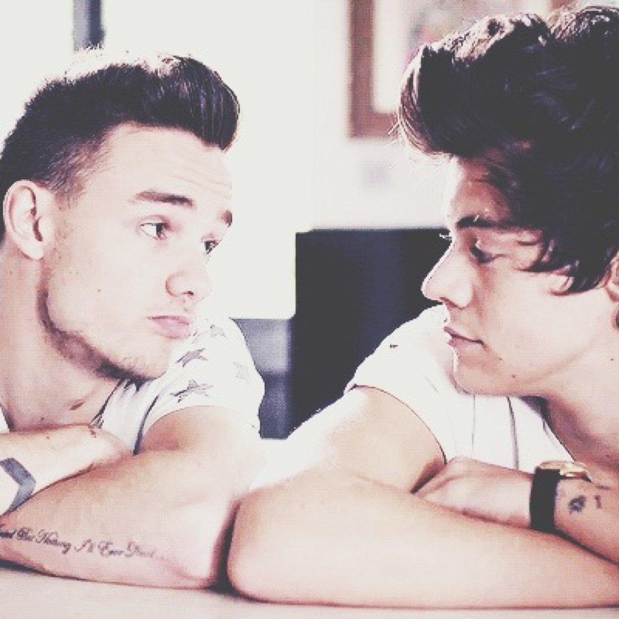 Lirrysbigbird's profile picture. Luke is PERFFFFFFFF