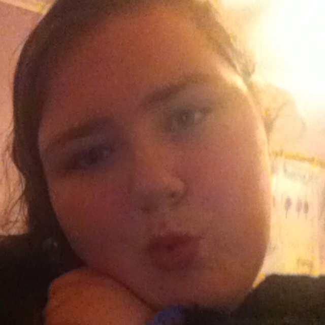 Im  ,16 yrs old , and love 1d.