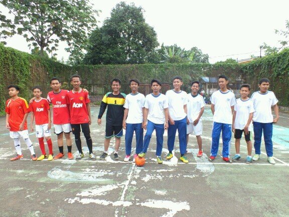 Part of Smk 3 Perguruan Cikini Jekarta. Siapa yang lemah pasti ditindas karena kekuasaan adalah kehormatan :D kelas paling rame | SOLIDARITAS TANPA BATAS!!