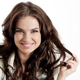 Se eu fosse um anjo da guarda viveria pra te guarda.... Mas como sou humana vivo pra te amar Lua Blanco ♥♥