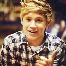 HI ! DON'T FOLLOW THIS ACC  BECAUSE IT'S FREE FOLLOW !
       FOLLOW #ImHisCrazyMofo