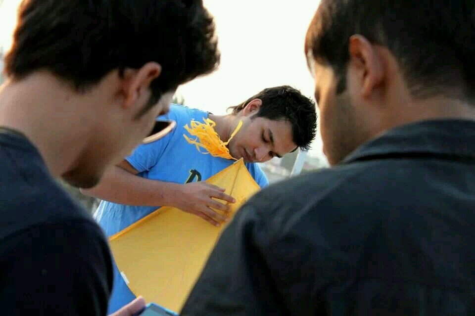 | Gamer | Counter Striker (Assaulter) | Footballer | Manga | Anime | No serious stuff :-) I was born to make mistakes, i don't fake perfection :-)  | be happy |