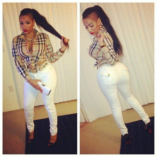 FiannGames's profile picture. I want someone who would be my best friend, my lover, my other half, my reason to smile, my world, my everything.