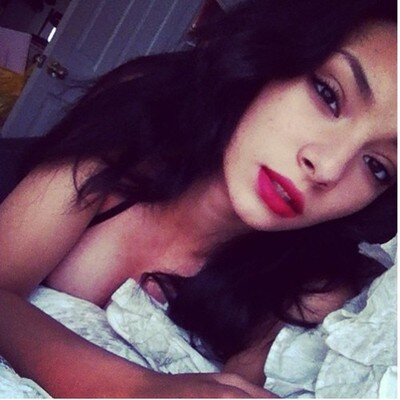 Hey, I think I wanna date you and never break up.