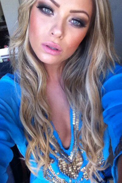 CorabelGreenzwe's profile picture. Girls just want a guy who cares about her and puts in the effort to show her.