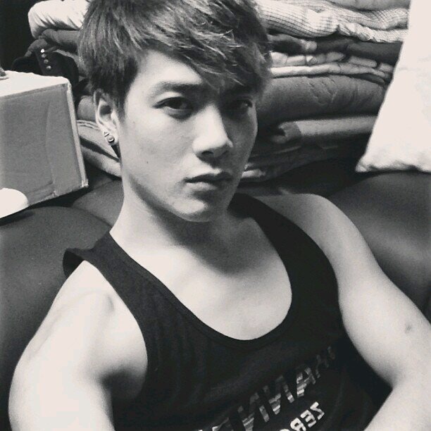 jackson ~* 갓세븐  { #JustBotNotReal #JYP #GOT7 #GirlGirlGirl } *jwang's ig @jacksonwangjy