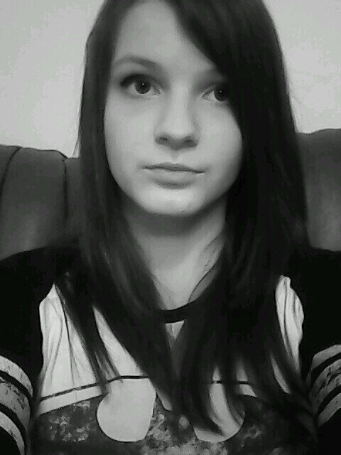 Mary_Parkss's profile picture. I`m just an ordinary teenager who lives,loves,laughs ^^ I love music,dance,one direction and Disney