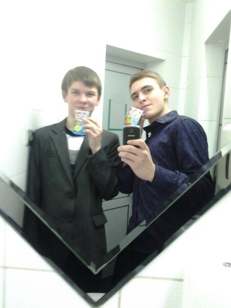 badaba21's profile picture. 