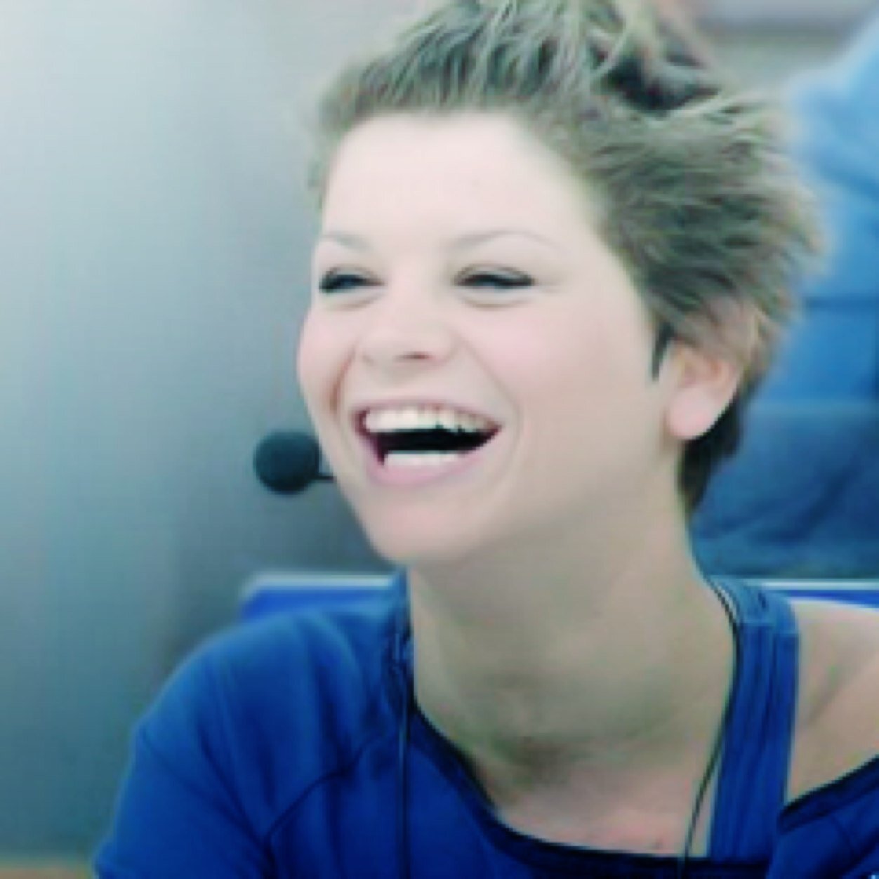 alessandra amoroso • 27 • single • sono la prima alessandra all gdr ouo