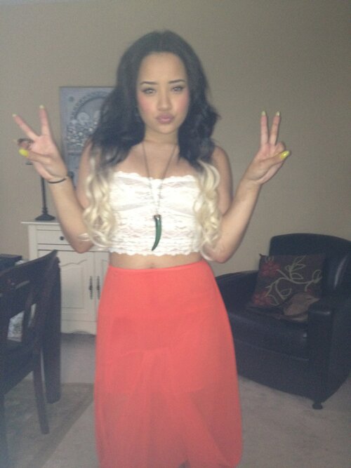 RenaNavaro's profile picture. I'm sensitive, I over think every little thing, and I care way too much.