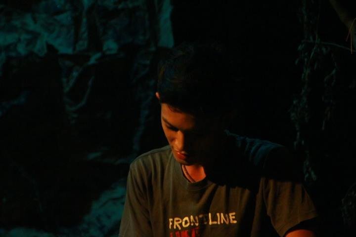 nanti-menanti-menantikan-penanti, dia yang menjauh.