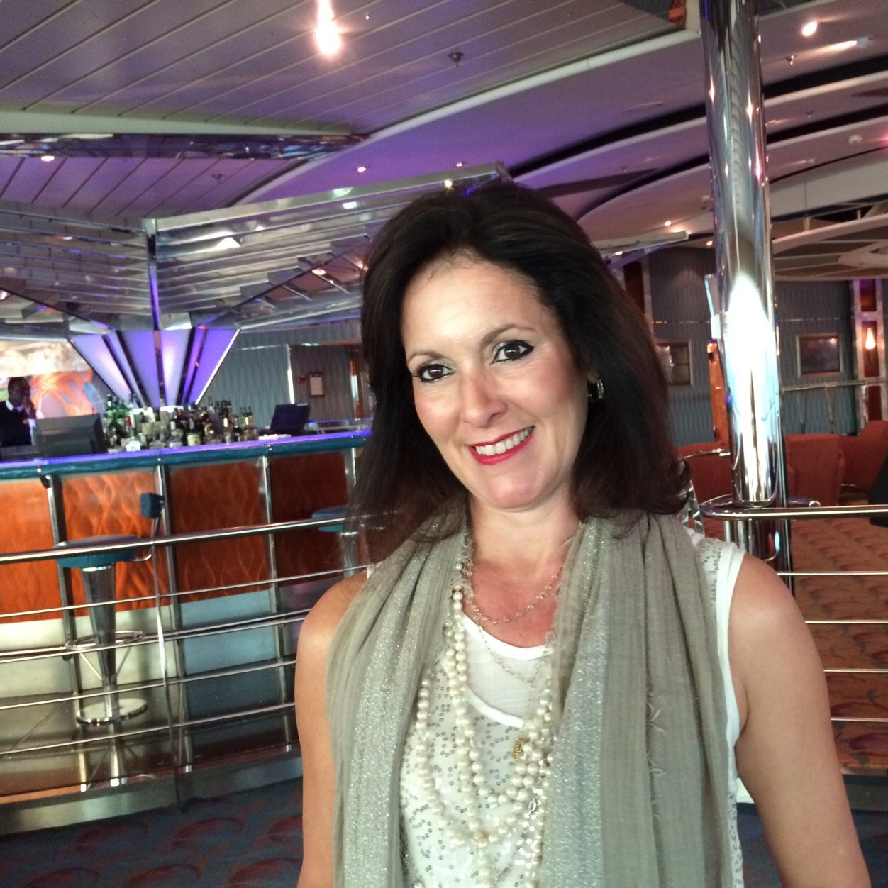 IrisVincent13's profile picture. Transportacion y Logistica de Carga -domestica,internacional,aerea y maritima